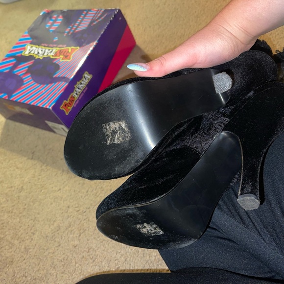 Funtasma Women’s Pirate-110/BVEL-B Ankle Boot - Picture 5 of 5